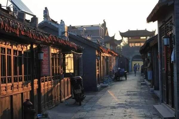 有什么适合送给大学新生的礼物？游戏画面